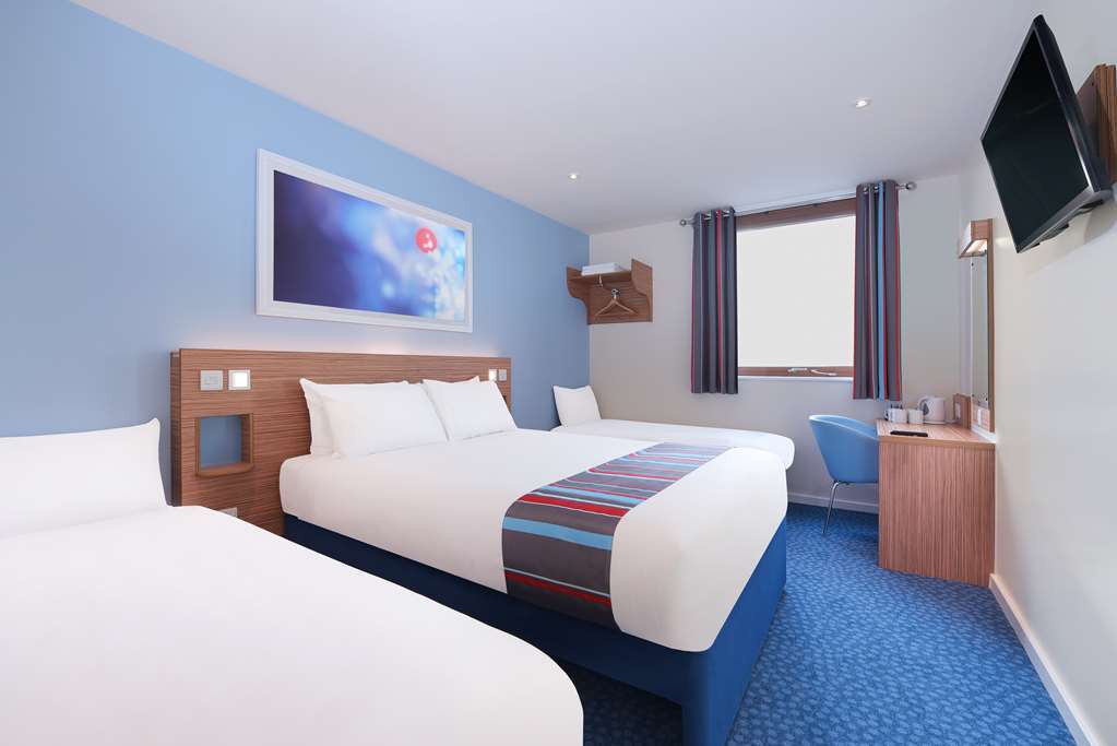 Travelodge Ilminster Room photo